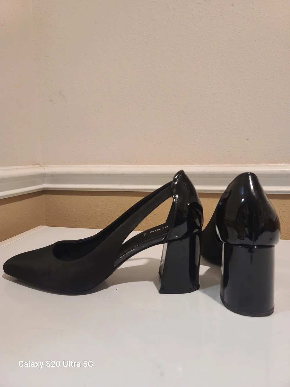 Anne Klein Black Pointed Slingback Pumps